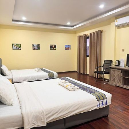 Yula Hotel Thatluang Vientiane Esterno foto