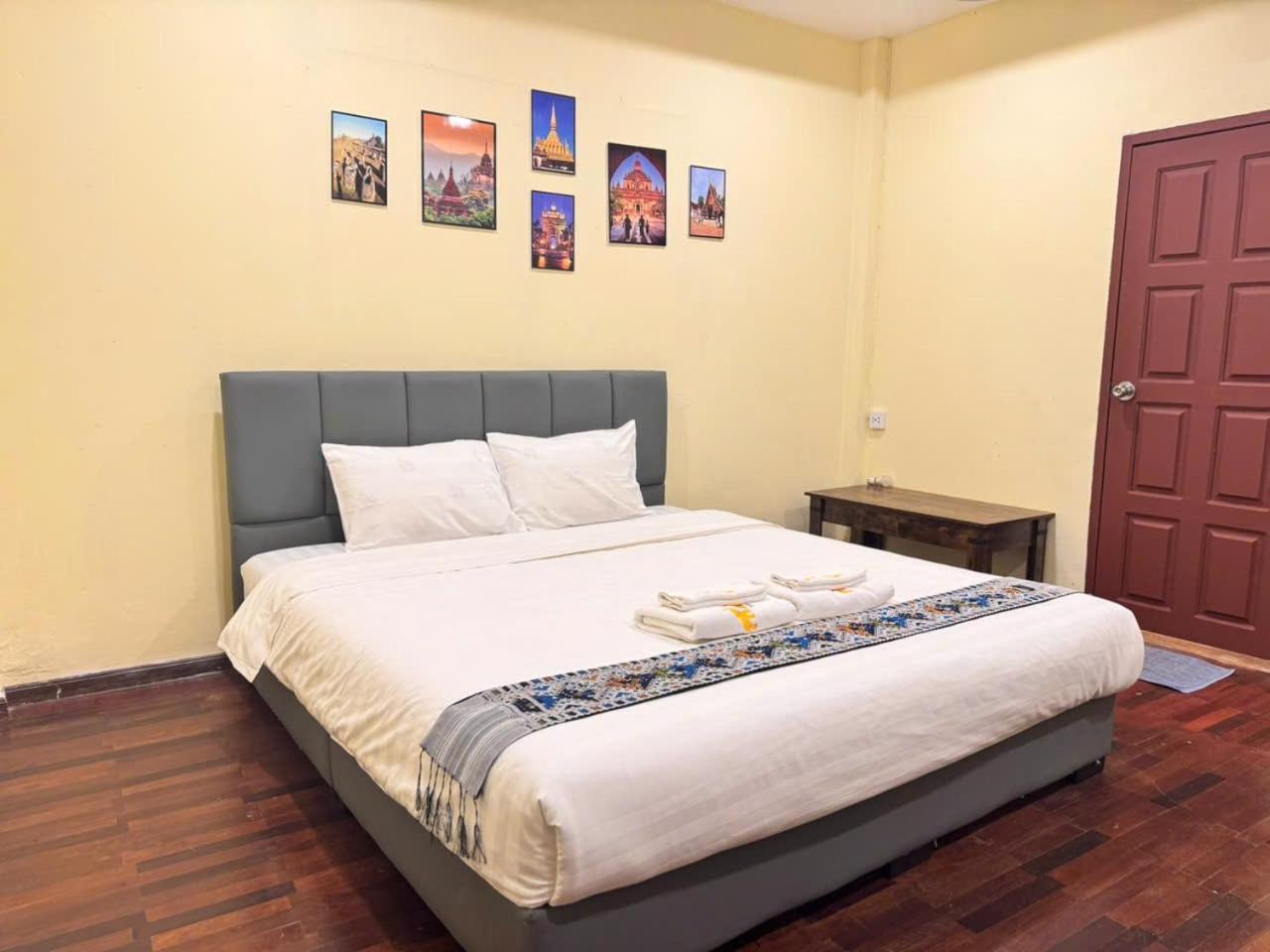 Yula Hotel Thatluang Vientiane Esterno foto