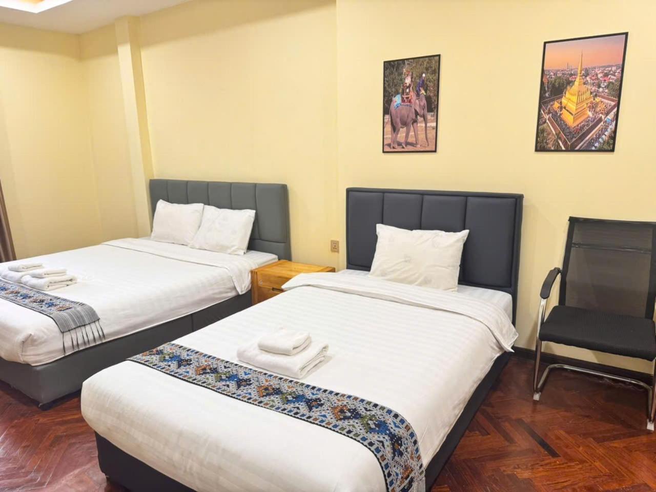 Yula Hotel Thatluang Vientiane Esterno foto